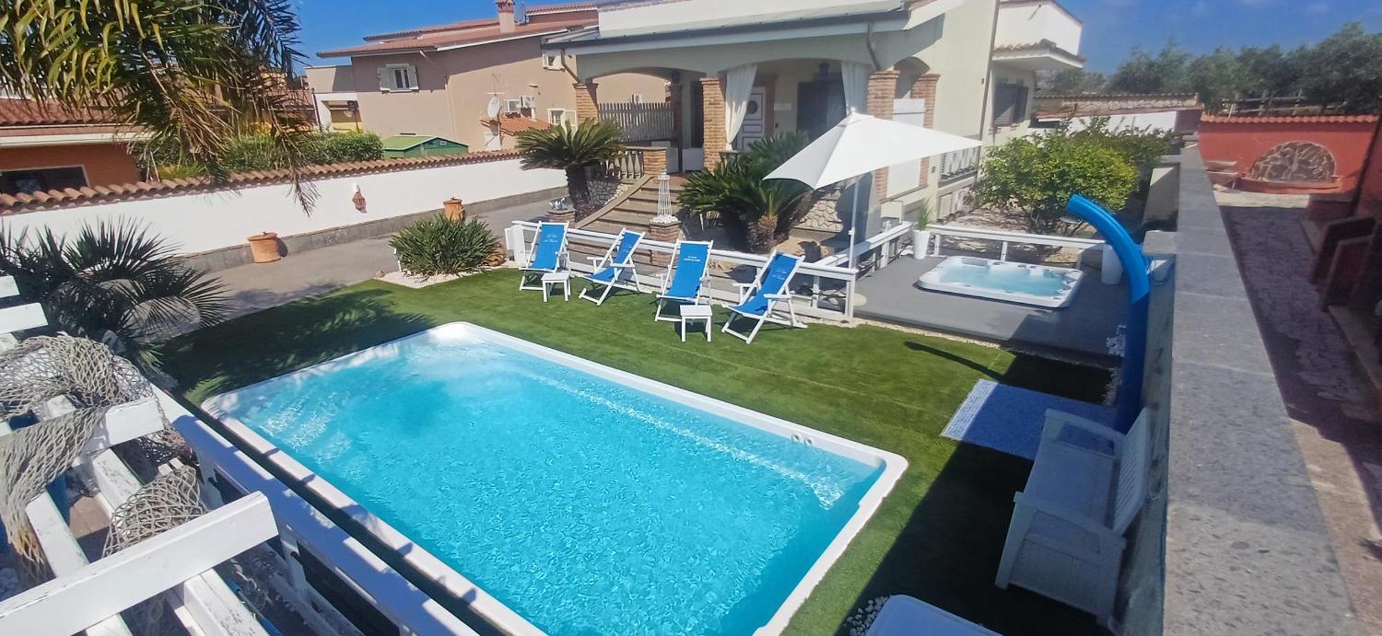 Alloggi Turistici Con Piscina Palestra Jacuzzi Sauna آنسيو المظهر الخارجي الصورة