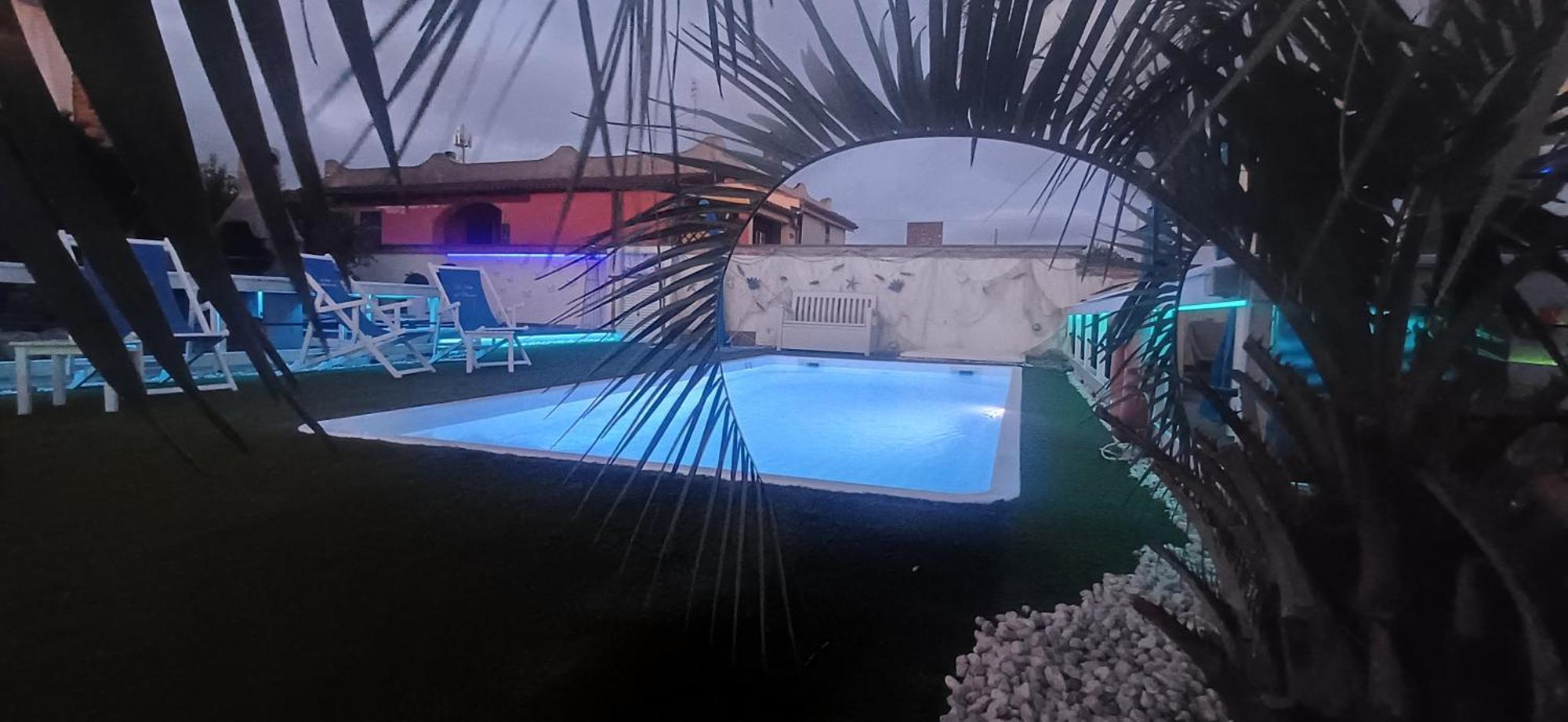 Alloggi Turistici Con Piscina Palestra Jacuzzi Sauna آنسيو المظهر الخارجي الصورة